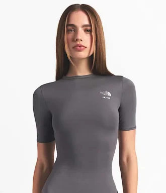 Haut à manches courtes Refina pour femme The North Face X SKIMS
