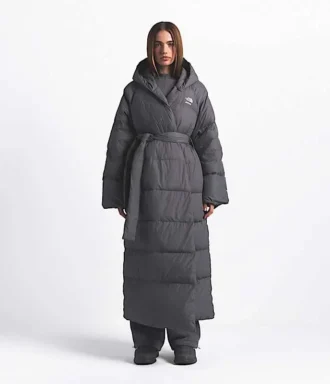 Parka Nuptse Wrap pour femme The North Face X SKIMS